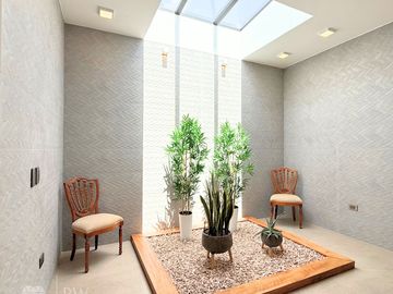 Casa de una planta en Tumbaco, en Venta