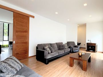 Casa de una planta en Tumbaco, en Venta