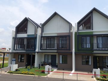 Leonora at Symphonia, Rumah Attic Lokasi Dipusat Gading Serpong