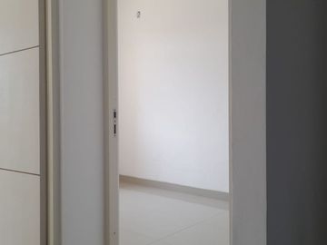 RUMAH RAYA KUTISARI INDAH SIAP HUNI ROW 3MOBIL
