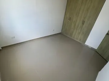 VENDO AMPLIO PENTHOUSE EN EL BARRIO ALTO PRADO