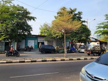 Lahan siap pakai  Jl Pandegiling Hadap Selatan