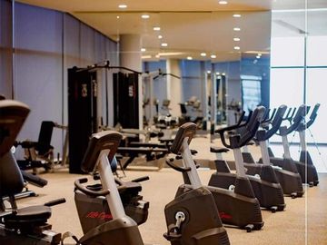 Resale Brandnew Beach Condo Unit in Mandani Bay