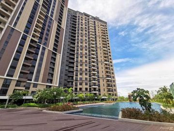 Resale 2 Bedrooms Beach Condo Unit in Mandani Bay