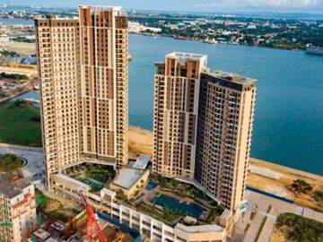 Resale Three Bedrooms Beach Condo Unit in Mandani Bay