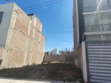 Terreno En Venta Urbanizacion Residencial La Molina - Cerro Colorado