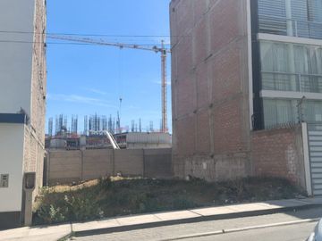 Terreno En Venta Urbanizacion Residencial La Molina - Cerro Colorado