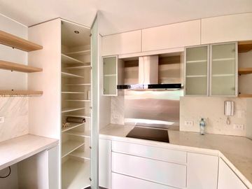 📍SE VENDE DEPARTAMENTO SEMI AMOBLADO Y REMODELADO  🎯UBICACIÓN CÉNTRICA Y TRANQUILA
