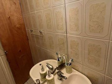 ¡Hermosa y cómoda casa en excelente estado, lista para habitar!