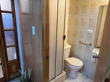 ¡Hermosa y cómoda casa en excelente estado, lista para habitar!