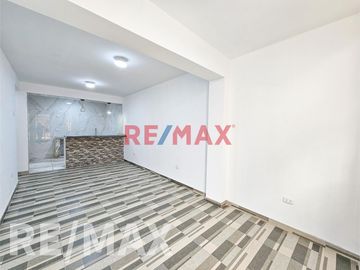 Vendo Lindo Departamento 1Er Piso En Angelica Gamarra 83.93M2