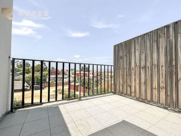 CASA AISLADA DE 2 PISOS EN VENTA, QUILPUÉ