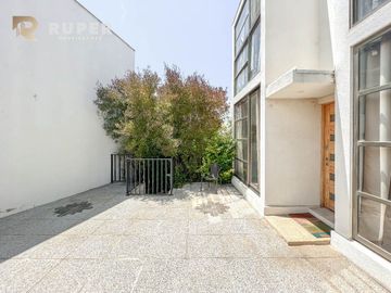 CASA AISLADA DE 2 PISOS EN VENTA, QUILPUÉ