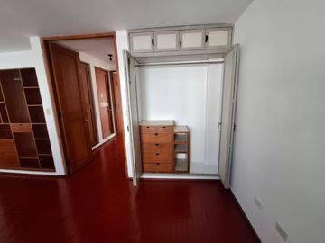 Alquilo Linda Casita De 3 Pisos En Quinta Privada - Yanahuara