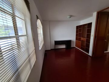 Alquilo Linda Casita De 3 Pisos En Quinta Privada - Yanahuara