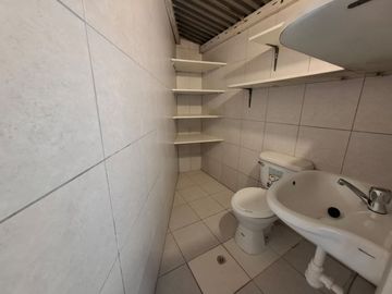Alquilo Linda Casita De 3 Pisos En Quinta Privada - Yanahuara