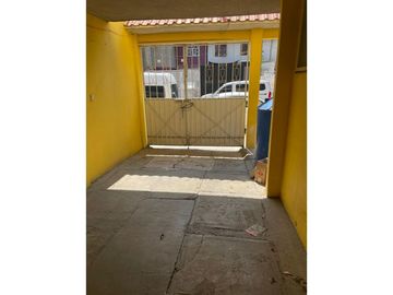CASA 2 RECAMARAS A 7 MINUTOS CTO EXT MEXIQUENSE TULTITLAN