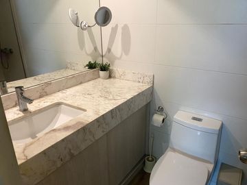 Lindo Dpto. 1º Piso en Av 2 de Mayo - San Isidro