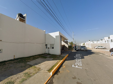 CASA DE RECUPERACIÓN BANCARIA EN CALLE DUBAI, COL. SAN FRANISCO OCOTLAN, PUEBLA. ¡NO SE ACEPTAN CRÉDITOS!