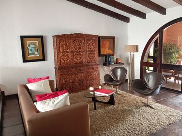 Hermosa Casa 1250 m², Piscina Jardin - Zona Batallones, Surco