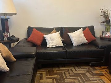 Vendo casa  de 4 recámaras construida en un solo piso en Arboledas a unos metros de Jinetes