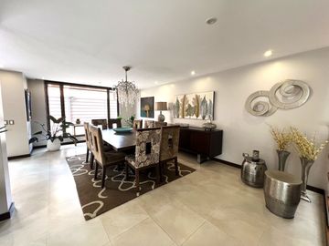 Vendo Casa 4 dormtiorios - Sector Cazhapata (Puertas del Sol), a pocas cuadras del Plaza Soleil