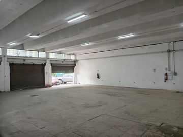 Venta local comercial, sector Centenario – Guayaquil