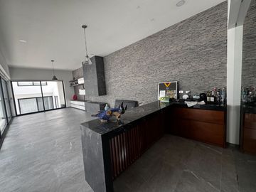Casa en Venta en Club de Golf La Loma con alberca