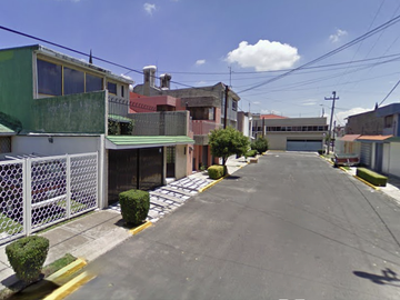 CASA EN VENTA OPORTUNIDAD UNICA / TOL