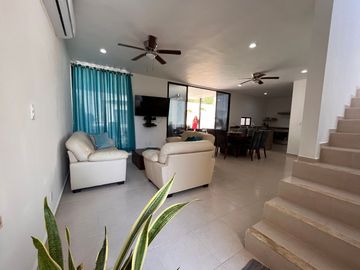 CASA THULA CON ALBERCA PRIVADA PLAYA DEL CARMEN