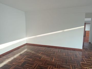 VENTA ACOGEDOR DEPARTAMENTO DENTRO DE QUINTA
