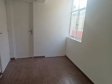 VENTA ACOGEDOR DEPARTAMENTO DENTRO DE QUINTA