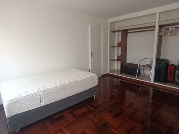 VENTA ACOGEDOR DEPARTAMENTO DENTRO DE QUINTA