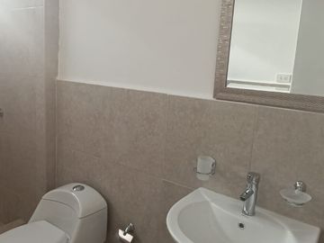 VENTA ACOGEDOR DEPARTAMENTO DENTRO DE QUINTA