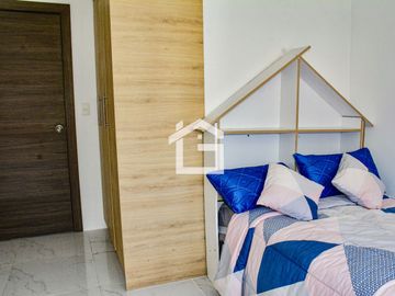 Casa en Venta en Urbanización Miracielo, Machala – Modelo Adry