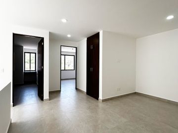 CASA EN VENTA con recámara planta baja SIERRA NOGAL
