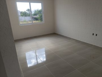 VENTA DE CASA NUEVA EN GRANJAS BANTHI