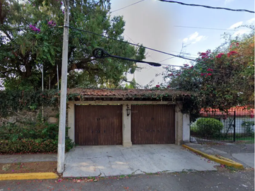 Propiedad adjudicada con cesión inmediata en Cuernavaca, Morelos