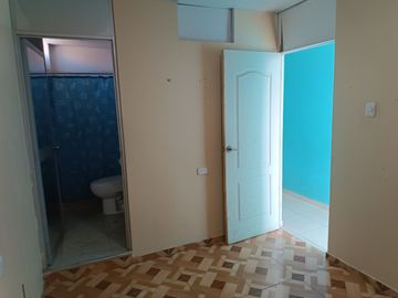 Casa de 2 pisos con terreno adicional y renta mensual – Centro de Guadalupe