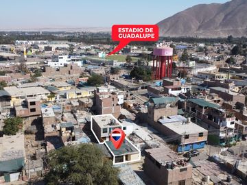 Casa de 2 pisos con terreno adicional y renta mensual – Centro de Guadalupe