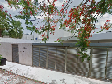 Venta de Casa en Remate, en Zona Exclusiva, Col. Maya, Merida, Yucatán