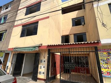 Edificio Multifamiliar en Venta – Santa Anita