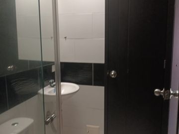 🏡 Venta de Casa de 3 Pisos + Apartaestudio Independiente  – Dosquebradas