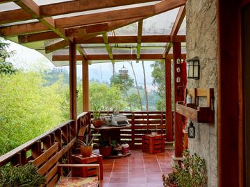 CASA Espaciosa con vista Panorámica EN VENTA sector Castilla Cruz-El Valle