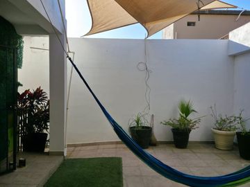CASA EN VENTA CON EXCELENTE UBICACION, TODO CERCA DE TI