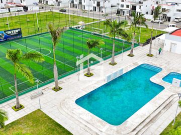 Local comercial + Departamento en Venta en Urbanización Miracielo, Machala