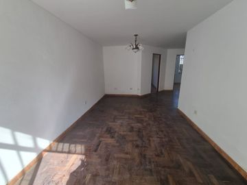 LINDO DPTO EN 1ER PISO 90M2 AV MELGAREJO - LA MOLINA