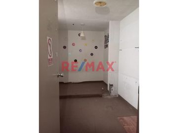 Casa Semiamoblada Y Remodelada De 3 Pisos Mas Terraza En Condominio