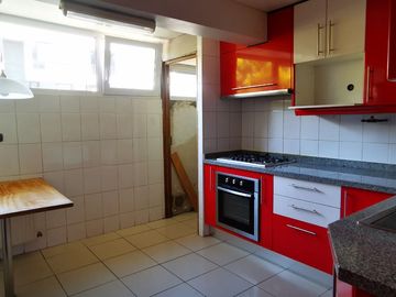 VENTA IMPERDIBLE - METRO LOS LEONES DEPARTAMENTO HERMOSO