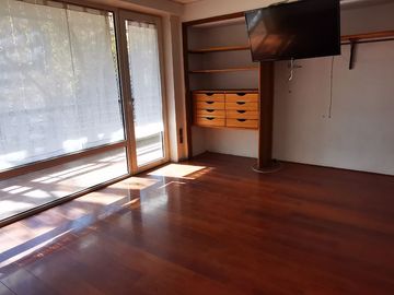 VENTA IMPERDIBLE - METRO LOS LEONES DEPARTAMENTO HERMOSO